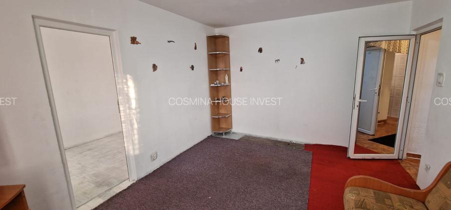 Podul Inalt ,se vinde la parter apartament 2 camere pret 44500 euro - 9