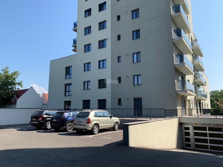 De inchiriat 3 camere Centrul istoric Mobilat utilat parcare curte proprie - 8