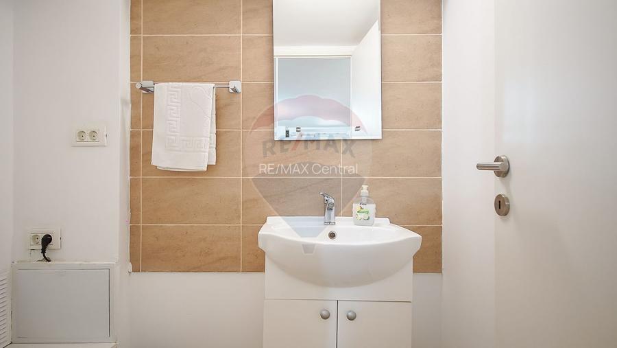 Casă cu 2 apartamente în Brasov, investiție sigură sau căminul ideal - 24