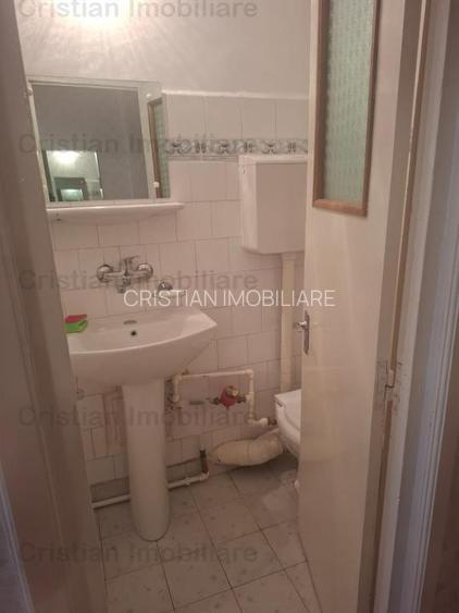 Ultracentral Calarasi-Bariera Apart 1 cam 40mp Mobilat Utilat etaj intermediar - 9