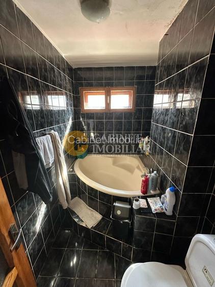 FARA RISC - PODU ROS - ETAJUL 1  - 3 CAMERE - 7