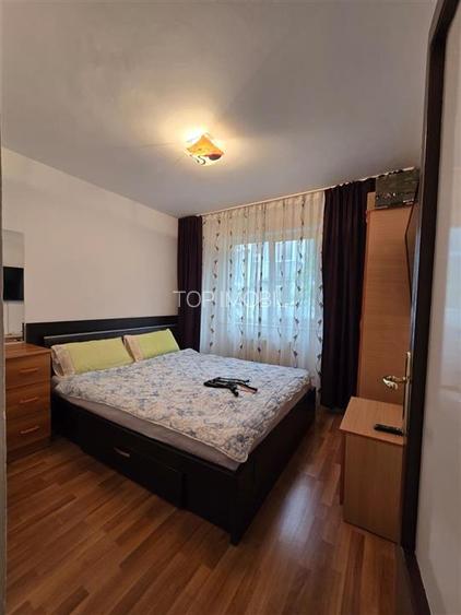 Etaj 2 - Dacia Bicaz, apartament 3 camere, mobilat, liber - 3