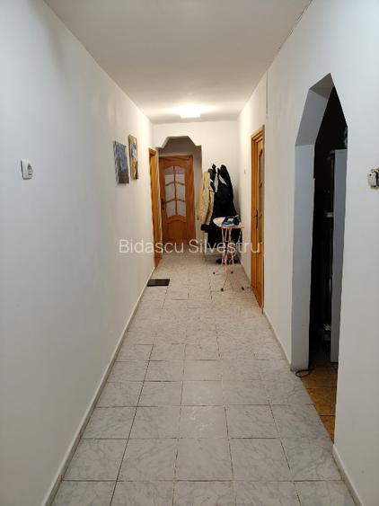 Apartament 4 camere Ultracentral-Loc de parcare-Piata Mare - 7