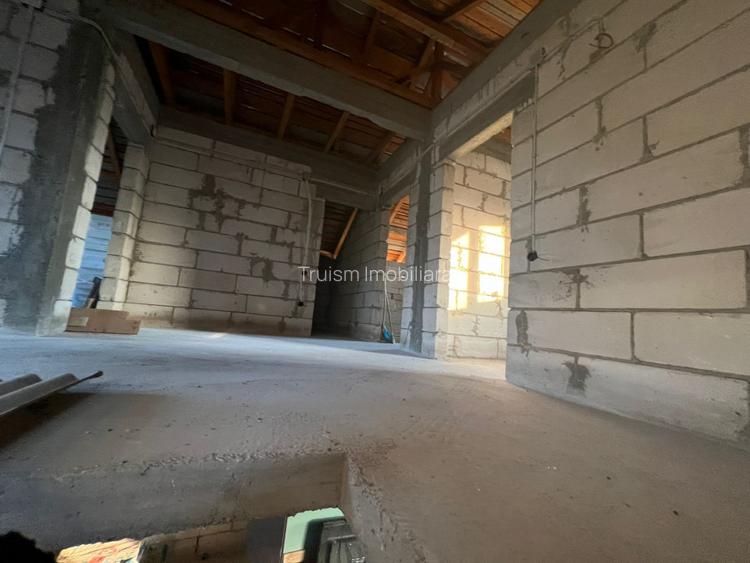 Vila  P+1 Valea Calugareasca - 7