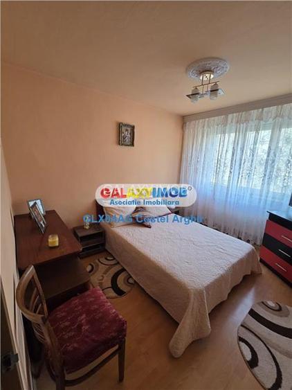 Vindem ap cu 2 cam decomandat in zona Brancoveanu , scoala 14 - 5