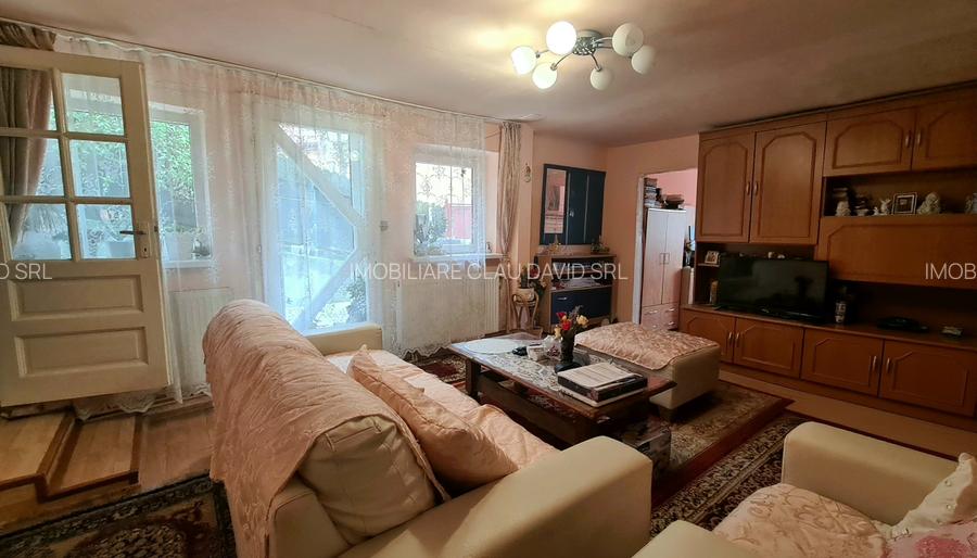 Refugiu cu suflet în inima Scheiului – casă  singur  curte și farmec autentic - 3