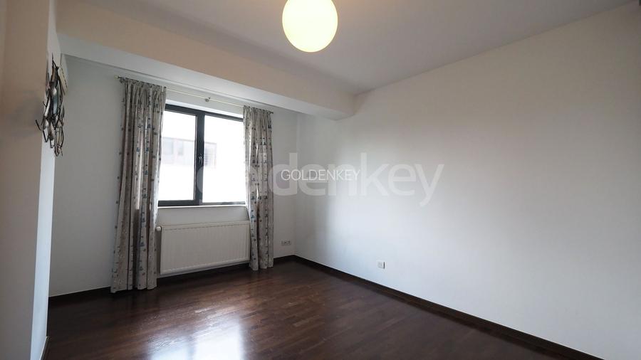 Apartament cu 3 camere | garaj si terasa - 13
