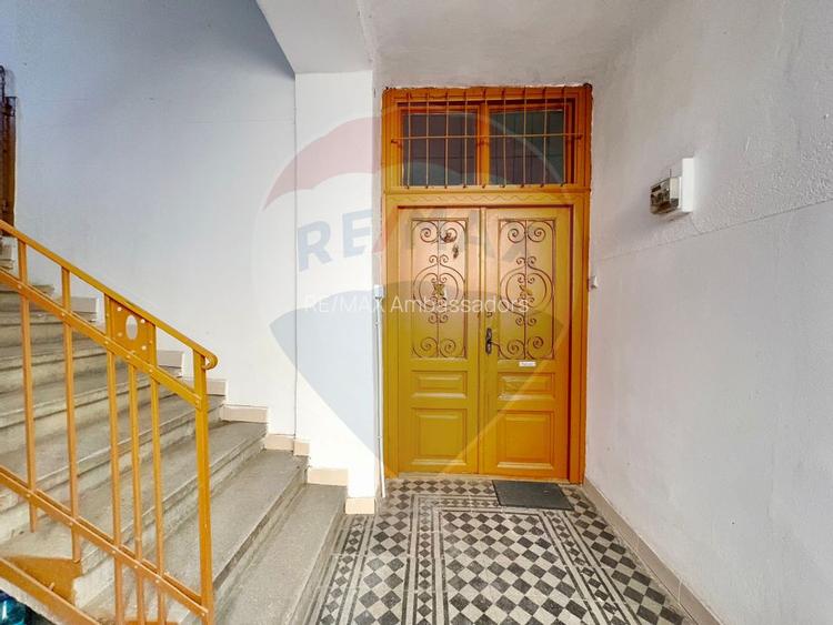 Casă / Vilă cu 6 camere de vânzare în zona Elisabetin - 15