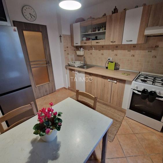 APARTAMENT 3 CAMERE POLONA | METROU - 8