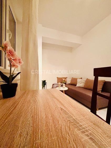 Apartament 3 camere mobilat modern, panorama superba Palatul Parlamentului - 9