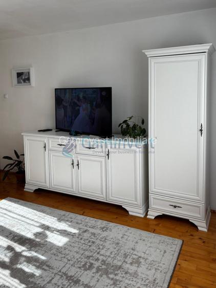 Apartament cu 3 camere de inchiriat in Oradea, zona Rogerius - 11