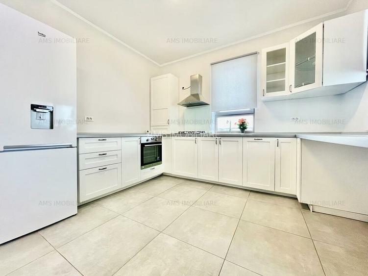 SUPERB / GRADINA GENEROASA / LOC PARCARE - 4