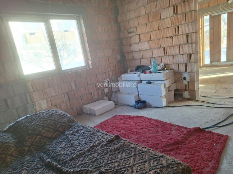 Casa la rosu ,zona rezidentiala Beclean - 11