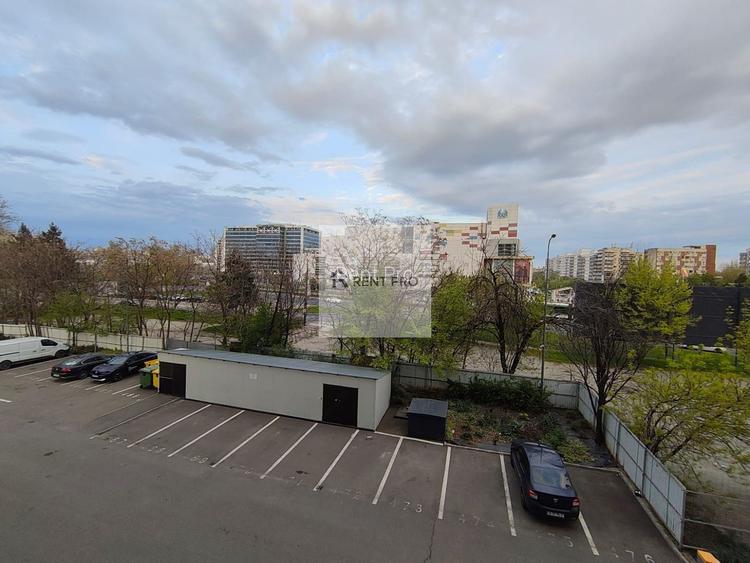 Studio GranVia Park Plaza Mall - 6