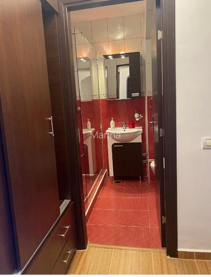 Închiriez apartament 2 camere - 4