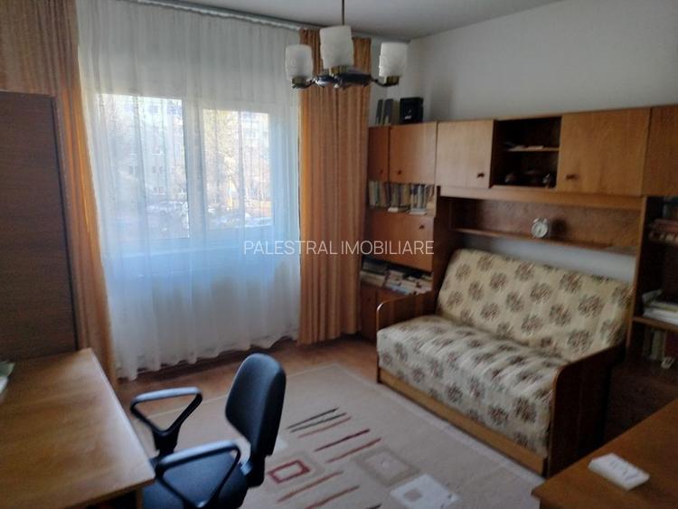 Apartament 2 camere Astra,etajul 1,decomandat,110000 Euro - 2