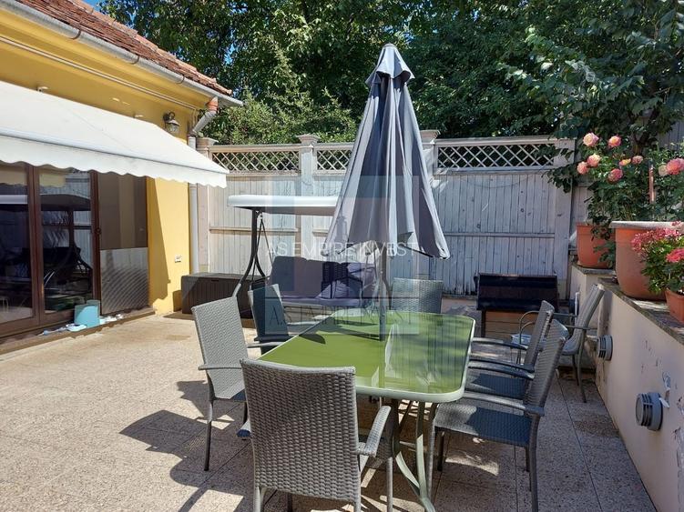 Apartament 4 camere decomandat - zona Centrul Istoric - 3