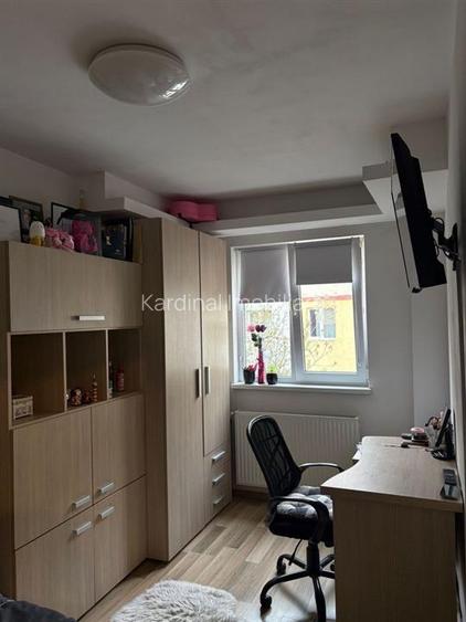 Apartament 2 camere decomandat Astra Cocorului - 3