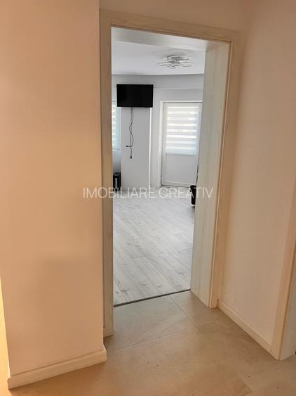 Apartament 3 camere de vanzare in Decebal - 11