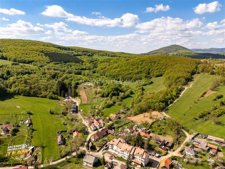 FILM! Teren extravilan cu priveliste deosebita, 11.306 mp, Malnas-Bai, Covasna - 3