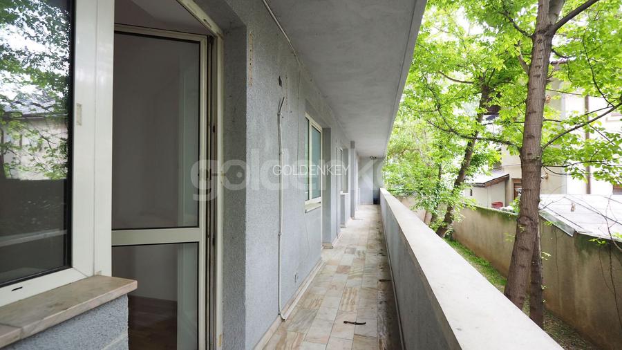 Apartament generos cu 9 camere | langa metrou si parc | rezidenta/birouri - 16