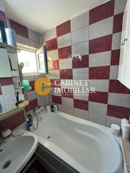 FARA RISC - PODU ROS - LICEUL EMIL RACOVITA - 3 CAMERE - RENOVAT - 12