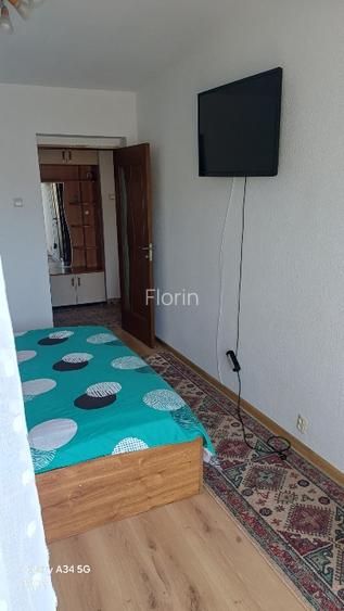Închiriez apartament 3 camere  - 2