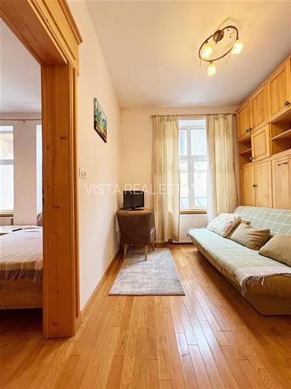 Apartament 2 camere, 2 bai, etaj 1, Piata Sfatului, Brasov - 7