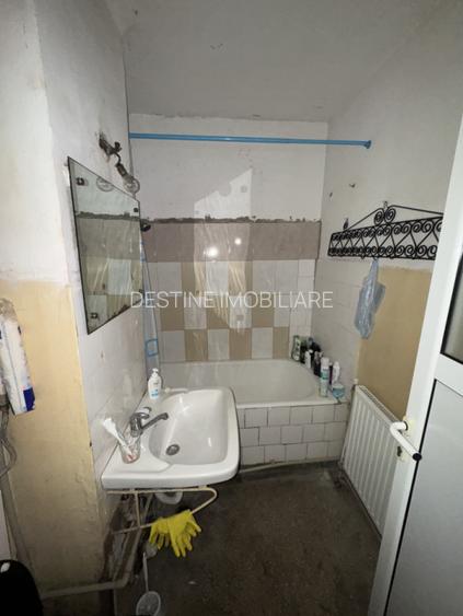 Apartament 2 camere etaj 3 - 7