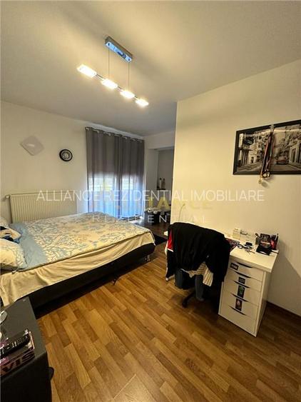 Piata Sudului Casa 4 camere | 3 bai Teren 160 mp - 12