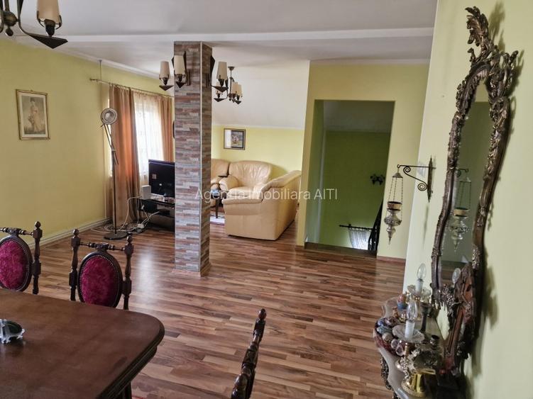 De vanzare casă &icirc;n Burdujeni , aleea Dumbrăvii , Suceava - 8