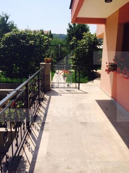 Casa imprimata de un clasic mereu in tendinte, zona Faget, teren 1800 mp! - 19