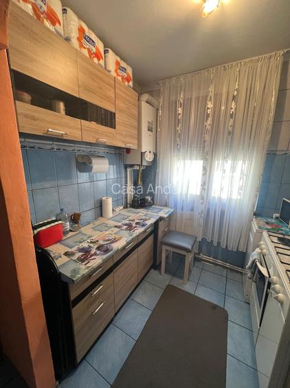 vand apartament cu 3 camere semidec et 4 pret 55.000 euro - 3