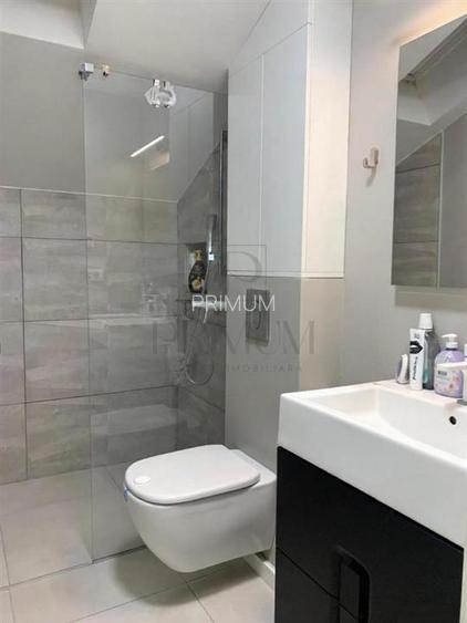 GIROC - 3 CAM - 2 BAI -2 TERASE - INCALZILE PARDOSEALA - LOC PARCARE - LUX- - 9