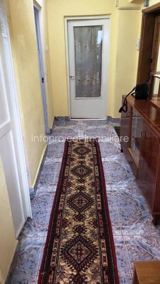 Închiriere apartament 2 camere, decomandat, etaj 2, Bd. Unirii, - 8