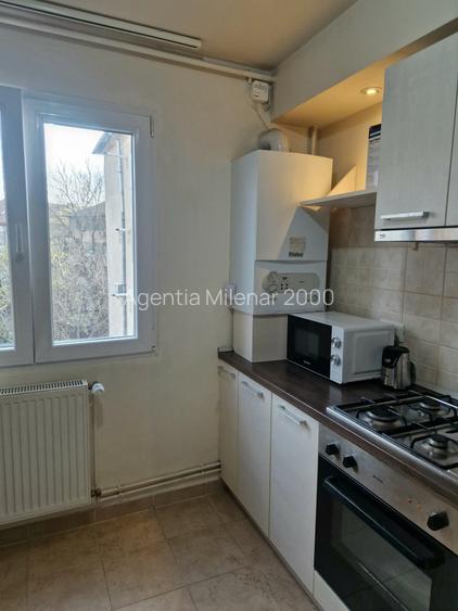 Lângă facultatea Medicină si Prefectură-str Nicolae Iorga etaj 3- mobilat - 16