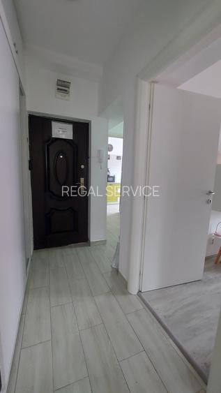 PIATA ROMANA -MAGHERU - 16