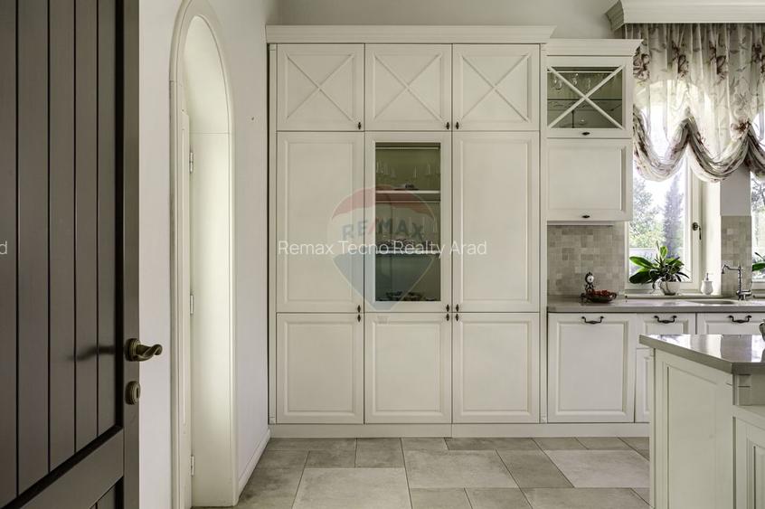 Stil si eleganta ! Vilă superba 320 mp cu teren 1728 mp in Mandruloc - 29