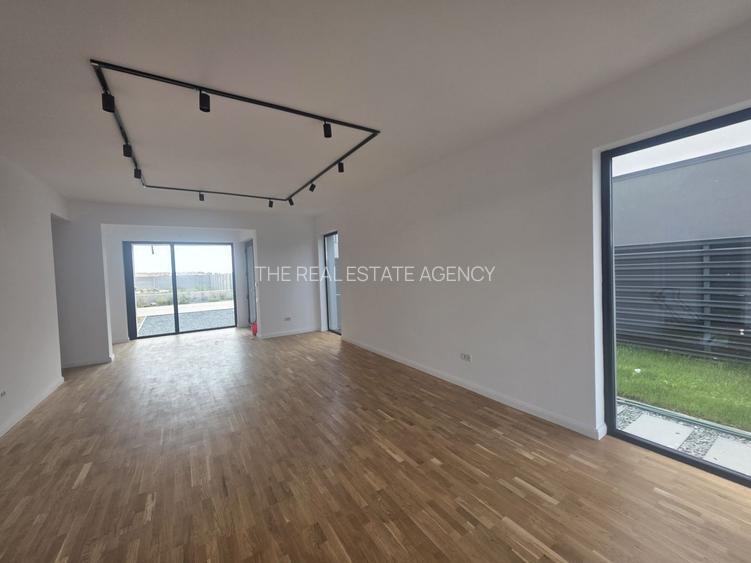 Vila LUX | 5 camere | TUNARI - 2