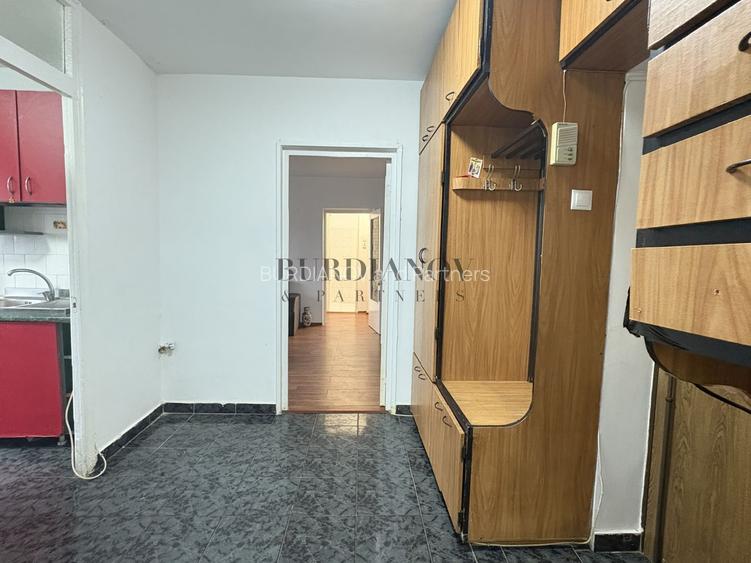 Apartament cu 3 camere - Bd. Basarabia / Metrou Titan - 16