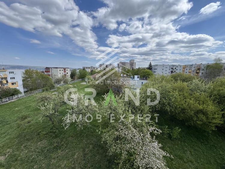 2 camere | Balcon | Etaj 3/4 | Orientare Est | Zorilor – UMF - 24