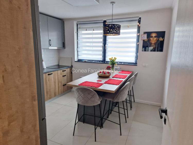 Casa cu semineu superb + terasa inchisa | Smart | Fotovoltaice 11 kW | Carport - 4