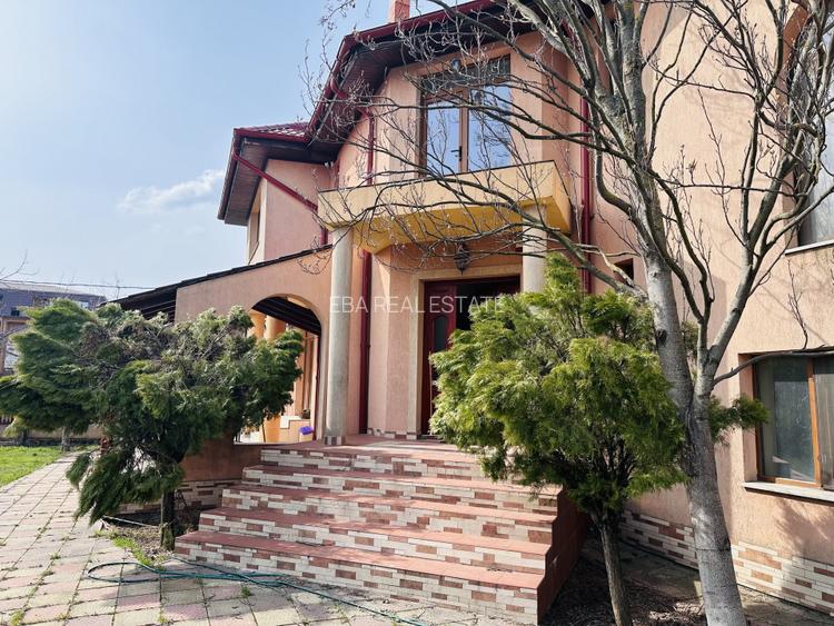 Vila superba 526 mp construiti, 765 mp teren, P+1+M+P,  Chiajna - 2