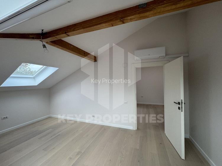 Piata Romana, mansarda boema, finisaje in linii simple si elegante - 5