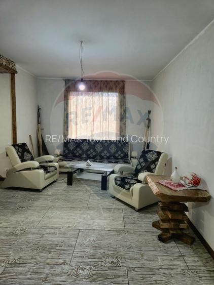 Casă / Vilă cu 6 camere de vânzare - 9