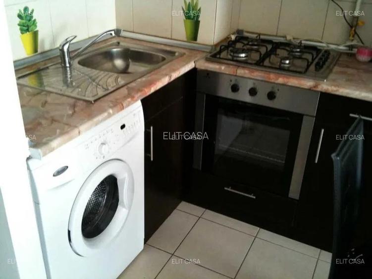 Apartament cu 2 camere, etajul 1/8, zona Tatarasi - 5