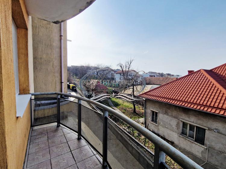 Apartament luminos in Andrei Muresanu, in vila cu parcare acoperita  - 12