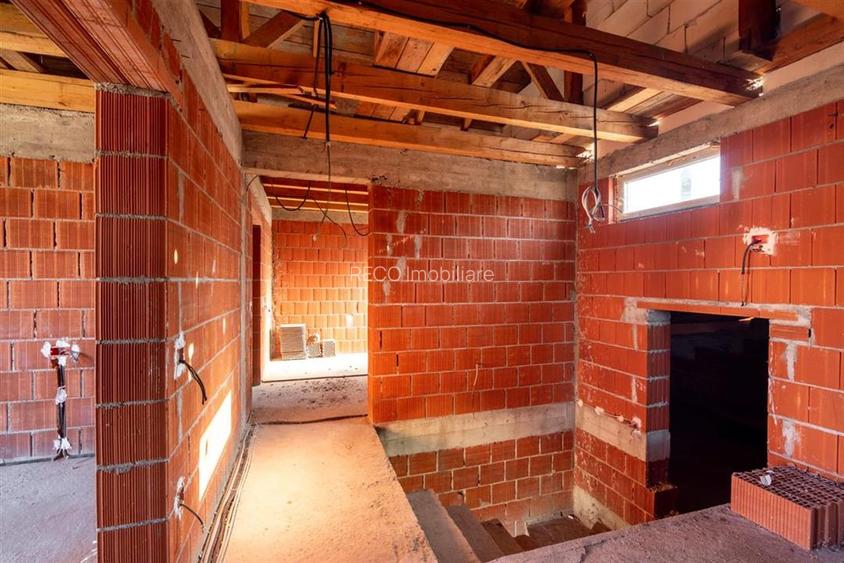 RECO Casa 5 camere in Sanmartin - 14