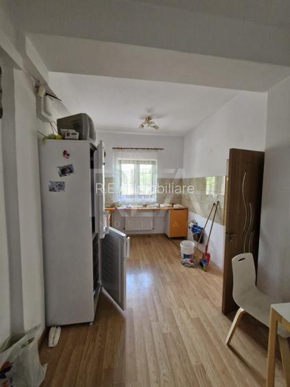 Vila 7 camere Salajan, centrala, an 2020, 281 mp - 2