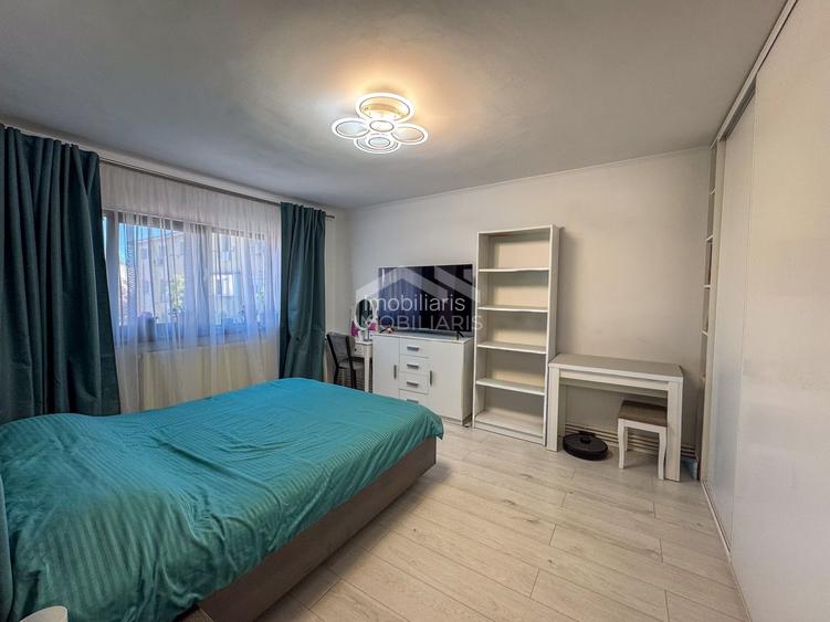 Apartament 3 camere de vanzare - modernizat 2024 - Poarta 6 - 2